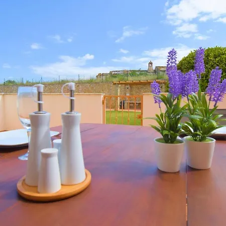 Private Large Terrace Facing The Swimming Pool Apartment